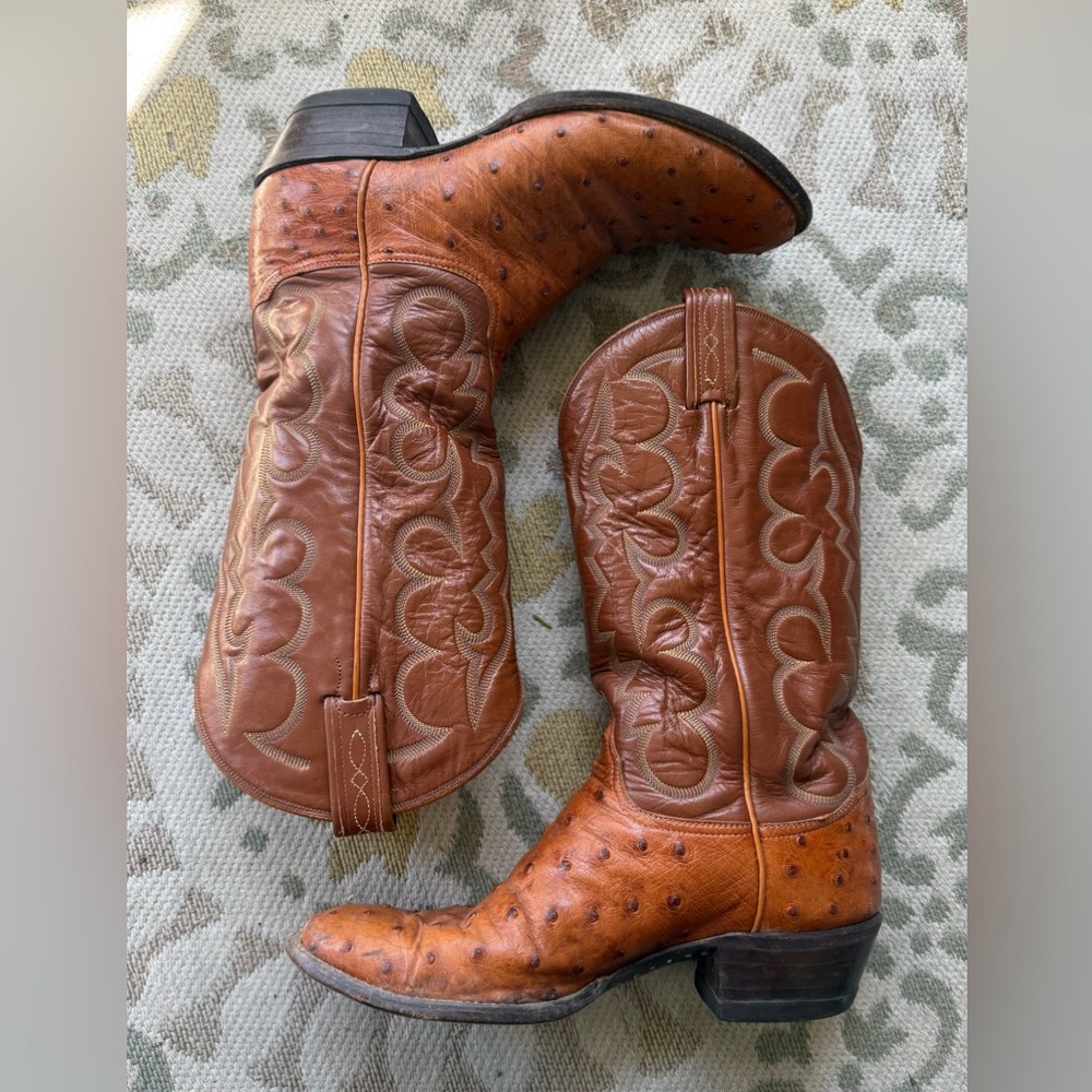 TONY LAMA Style # 8238 Full Quill Ostritch
Cowboy Boots Size 6